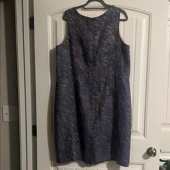 Harve Bernard Elegant Blue linen lace overlay Dress size 18 - Picture 5 of 9